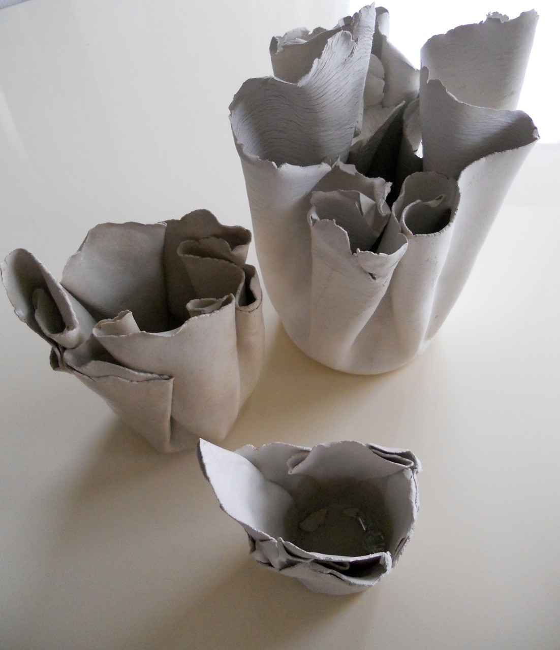 KERCHIEF VASE CLUSTER 