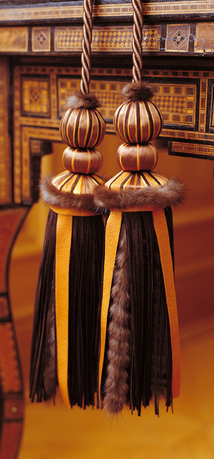PRINCESS TIEBACK